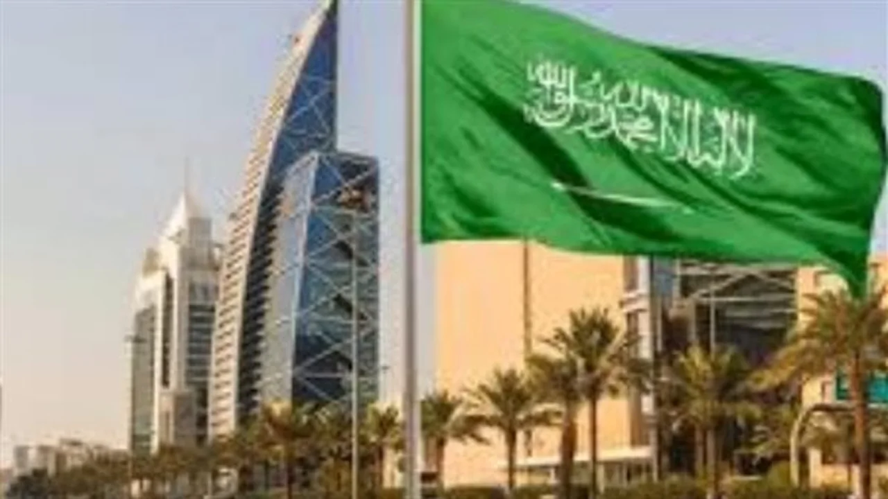 قائمة المهن المسعودة.. وظائف يمنع على الوافدين العمل بها في السعودية عام 2026